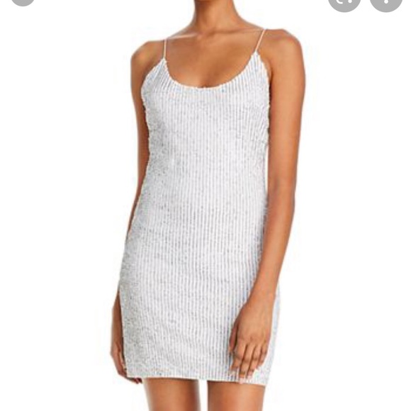 alice + olivia – Nelle Crystal Embellished Mini 4 - Picture 2 of 8